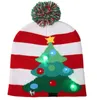 Cartoon Children's Christmas stickade hattar Fall / Winter Caps LED Fur Ball Caps med lampor
