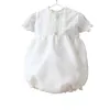 Anpassad stil baby flicka boutique romer född gåvor spädbarn födelsedag hög kvalitet vit jumpsuit pre-sale kläder 210615
