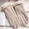 Cinq doigts gants daim femmes hiver plus velours épais sport de plein air cyclisme gant mignon coréen écran tactile chaud doigt complet