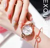 Montres-bracelets 2022 Bracelet de diamant Femmes Montres Bandage Cristal Montre Originale Montre-Bracelet Dames Drop