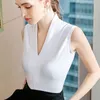 Sexig V-Neck Bottoming Kvinna Liten Skjorta Tight-Passar Ärmlös T-shirt Europeisk och Amerikansk Solid Färg Vest 210416