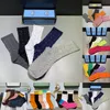 2021 Designers Mens Dames Sokken Vijf Merken Luxe Sport Winter Mesh Letter Gedrukt Sok Katoen Man Femal Socks met Doos voor Gift DFHSX