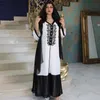 Abbigliamento etnico Donna Nastri ricamati Abito lungo con scollo a V Chiffon pieghettato Abaya musulmano Islamico Arabo Turchia Dubai Kaftan Robe