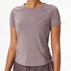 L-045 Femmes Mesh Dos Respirant Yoga Hauts De Sport Couleur Unie Séchage Rapide Chemise Running Fitness Casual Gym Vêtements Femmes À Manches Courtes Tee T-Shirt