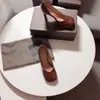 Casual Women Luxury Slip-On Designer Sandaler Toppkvalitet Äkta läder Högklackat Sandal Mode Skor Storlek Euro 35-40 Populär Ladies måste