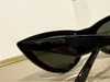 Nouveau design de mode femmes lunettes de soleil 40019 charmante monture œil de chat classique lunettes polyvalentes style populaire et simple UV400 prote224E