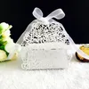 Favor Holders Rose Flower Laser Cut Hollow Candy Boxes Carriage Presentväskor Favor Box med Ribbon Wedding Party Supplies