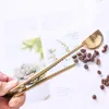 Colheres de café estilo nórdico dois em um, colher de dosagem de pó de vedação de aço inoxidável dourado, utensílios domésticos WH0001