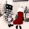 أحمر الشبكة السوداء مع دمية جوارب عيد الميلاد هدية حقيبة الموقد الديكور الجوارب السنة الجديدة حامل الحلوى الديكور عيد الميلاد