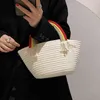 Einkaufstaschen Regenbogen Sommer Strand Stroh Tasche Frauen 2022 Trend Mode Gewebte Geldbörsen und Handtaschen Eimer Wicker Tote Designer Luxus marke 220310