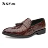 Sapatos de vestido KSF sapata mocassins oficiais para homens festa borla borla em gravização original designer de luxo