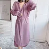 Été Femmes Cross V Col Rose Midi Chemise Robe Femme Manches Longues Vêtements Casual Lady Lâche Robe D7597 210430