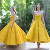 Vårgul En Linje Aftonklänningar 3d Floral Appliqued Lace Sweetheart Ärmlös Prom Pagant Gown Robe de Mariée Knee Längd Specialisera Formella Party Gowns