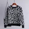 Jumper outono inverno de malha suéteres mulheres coreanas ombros superdimensionam leopardo jacquard moda moda blends pullover 210420