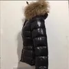 Femmes Big Real Fourrure De Raton Laveur À Capuche Manteau Épais Chaud Double Fermeture À Glissière Mince Avec Ceinture Veste Imperméable Parkas Noir / Vin Rouge Taille 1234