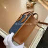 Crossbody Pures Luxury Designer Shoulder Bags Kvinnors Handväska Mini Tote Bag Top Handtag med Graffiti Canvas Purse Messenger