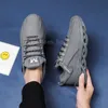 39Fashion Wygodne lekkie oddychające buty Sneakers Mężczyźni antypoślizgowy Odporny na zużycie idealny do prowadzenia działalności spacerowej i sportu joggingu bez pudełka