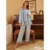 QSROCIO Högkvalitativ Kvinnors Pyjamas 4 Piece Set Vintage Blue Flower Sleepwear Silk Som Fritid Hem Kläder Sling Top Robe 210809