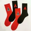Многоцветные дизайнерские мужские носки с сердцем, женские и мужские высококачественные хлопковые универсальные классические дышащие футбольные носки до лодыжки, баскетбольные носки