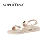 Sophitina de couro genuíno verão mulheres sapatos sandálias básica lazer lazer elegante decoração de metal casual ida do pé macio fo370 210513