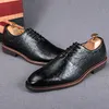 Luxe stijl heren bedrijf prom schoenen imitatie struisvogel patroon bruiloft puntige teen mannen flats loafers schoenen