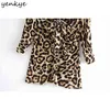 Mode Vrouwen Voorzijde Knoop Sexy Leopard Jurk Vrouwelijke revers Kraag Lange Mouw Casual Spring Plus Size Mini Robe 210514