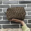 Canvas Leopard kosmetiska väskor GA Warehouse Cheetah Makeup Bag Anpassade toalettartiklar med dragkedja Domil106-387