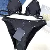 Mode sexig brev svart bikinis kvinnlig oäplös blommig baddräkt två bitar fest baddräkt trendig resa charm baddräkt