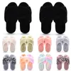 Partihandelsklassiker Vinter Inomhus tofflor för kvinnor Snöfur Slideshus Utomhus Girls Ladies Furry Slipper Flat Platforms Soft Comfortsble Shoes