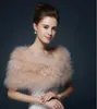 Wedding Fur Cape luksus struś pióra wielbłąd futra bolera panna młoda ślubna biała kość słoniowa wzruszona ramionami ślubnymi szalami bolero x07229713443