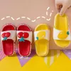 Cartoon Obst Kinder Hausschuhe Kinder Indoor Home Badezimmer Schuhe Anti Skid Weiche Unterseite Baby Cool qq330 210712