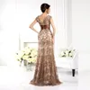 2022 Glamorous Champagne Mother's Lace Mermaid Cap Sleeves Mother of the Bride Dresses V Neckline Beaded Wedding Party Gowns Back Out