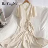 Beiyingni Kvinnor Midi Klänning Lace-up One-Piece Casual Elegant Sommar Kortärmad V-Neck Klänningar Mode Koreanska Kläder Svart Robe Y1204