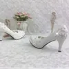 Jurk schoenen lente bloemen kant fijne hakken bruids bruiloft waterdicht platform strass groot formaat banket vrouwen