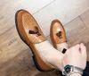 El yapımı Patent Deri ve Süet Erkek Elbise Ayakkabı Düğün Örgün Püskül Penny Loafer'lar Erkekler Ayakkabı