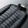 Chaqueta de plumón para hombre superligera 90% plumón de pato blanco abrigo para hombre Parkas impermeables a prueba de viento abrigos con cuello levantado chaqueta para hombre G1115