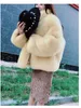 女性の毛皮のファックスファッションの冬の暖かいフルペルトの自然なジャケットの黄色の厚いコートイエロー長袖R1