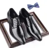 Męskie miękkie buty do jazdy skóra dla mężczyzn trampki męskie ręcznie robione ręcznie poślizg na płaskim designerskim butach obuwie