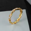 Anéis de casamento moda elegante design espiral anel zirconia engajamento clássico para mulheres meninas presente de aniversário austríaco