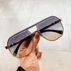 Mode Märke Designer Square Solglasögon Kvinnor Stripe Eyewear Trend Rimless Sun Glasses Vintage Stora nyanser Kvinna Oculos