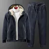 Män vinter fleece sätter mens 2 bitar tjocka hoodies + byxor passar hooded tröja sportkläder tracksuits man hoodie sweatsuits 8xl g1209