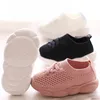 Chaussures bébé nouveau-né infantile garçon fille premier marcheur antidérapant doux nœud papillon Antikick bas gelée Sneaker décontracté plat enfants filles Bo7450610