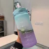 2 litres de grande capacité Motivation gratuite avec marqueur de temps Fitness Jugs Gradient Color Plastic Cups Outdoor Frosted Water Bottle 211013