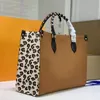 Borsa da donna alla moda Borsa di alta qualità con stampa leopardata Borse per la spesa di grande capacità Borsa a tracolla in pelle Borsa casual patchwork semplice