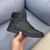 Rivoli Sneaker Boot Classic Hi-Top Shoe Scarpe da designer in pelle nera Runner Trainer snekaers