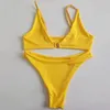 Senhoras Sexy Bikini Set 2021 Verão Moda Sólida Cor Banheira Terno Bray-Up Bra + Cantiza Baixo Calcinha Triângulo Swimsuit Beachwear Mulheres