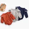 Born Baby Girls Pure Color Fly Mouw Lange Kleding Rompertjes Lente Herfst Peuter Triangle Jumpsuits 210429