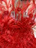 Gratis Chic Women's Red Feather Dress Sexig Ärmlös Backless Fluffy Mesh Celebrity Club Party Floor ES 210524