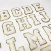 Letras brancas com glitter ouro chenille tecido remendos toalha bordado arco-íris gritar ferro de ferro do alfabeto na roupa do nome da etiqueta DIY Badge do saco encantador