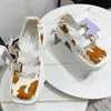 Projektant WŁOCHY Low Top Casual Shoes Women Treaded Guma Outsole Drukowane Skórzane Calf Klasyczne Trenerzy Size35-40